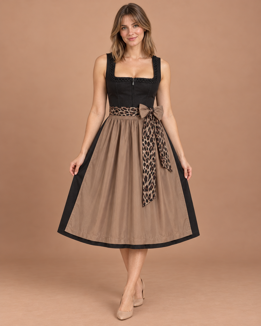 Zweiteiliges Dirndl in Schwarz mit Leo-Schleife – Vorderansicht am Model